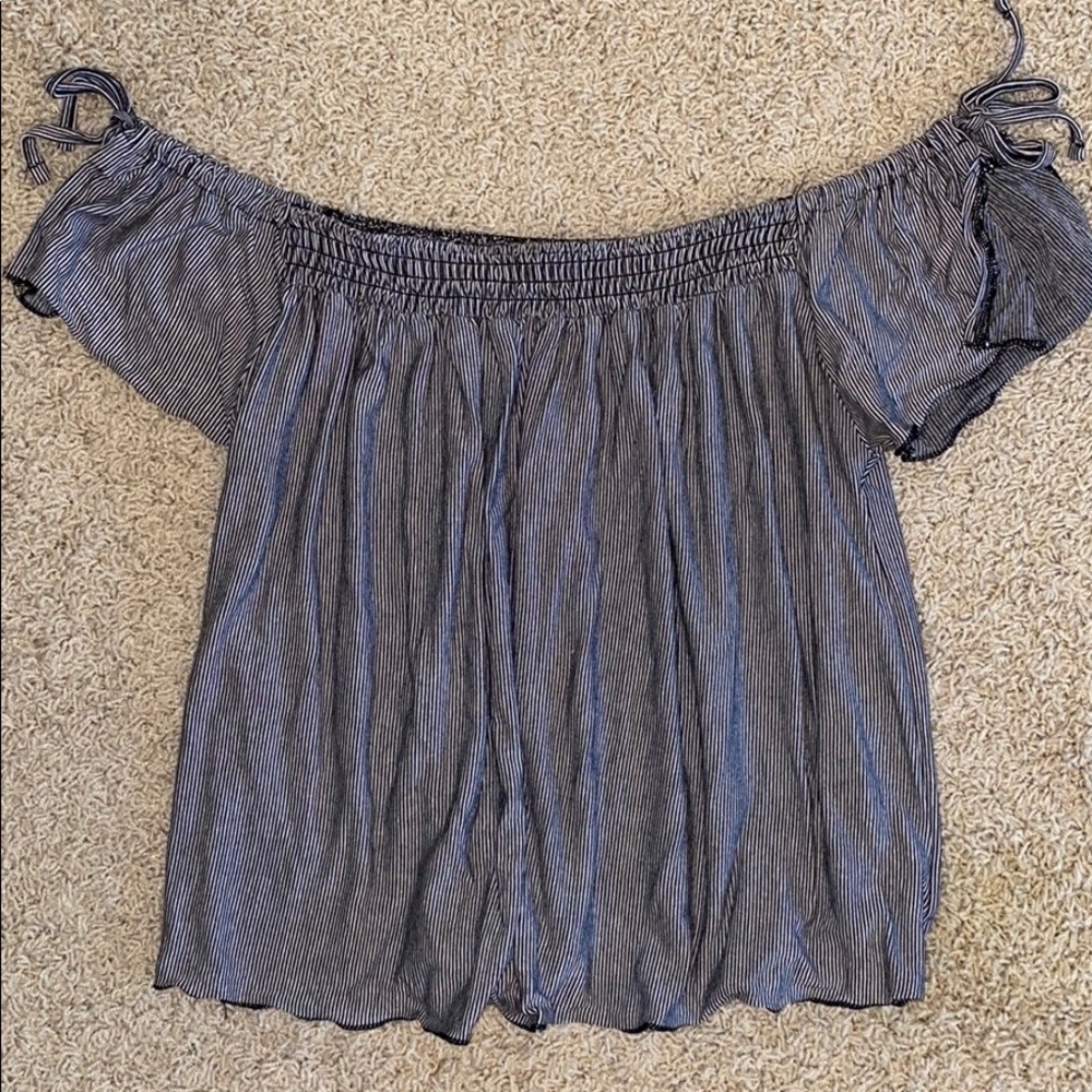 American Eagle off-the-shoulder top
